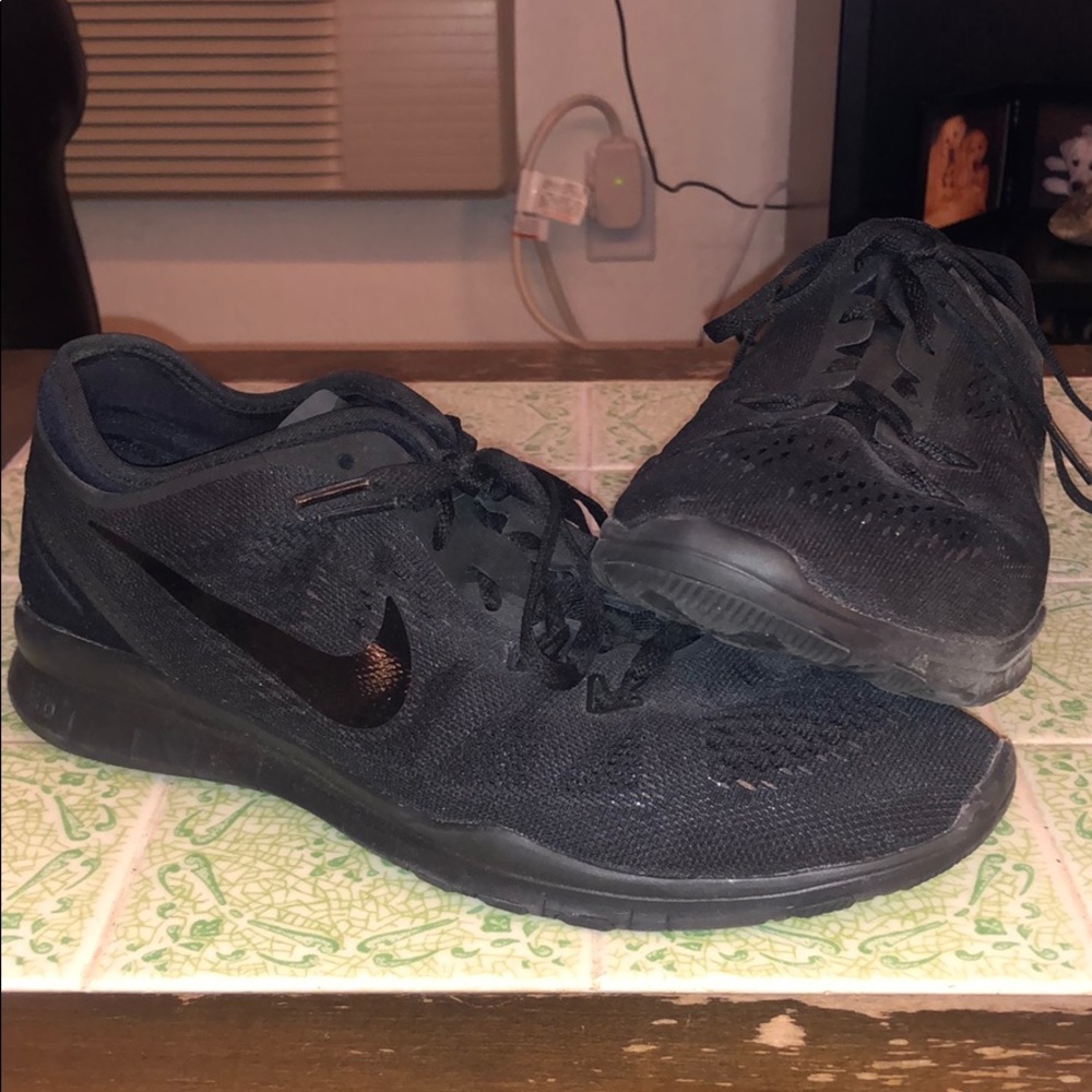 Nike Black Free TR Fit 5 SZ 8.5